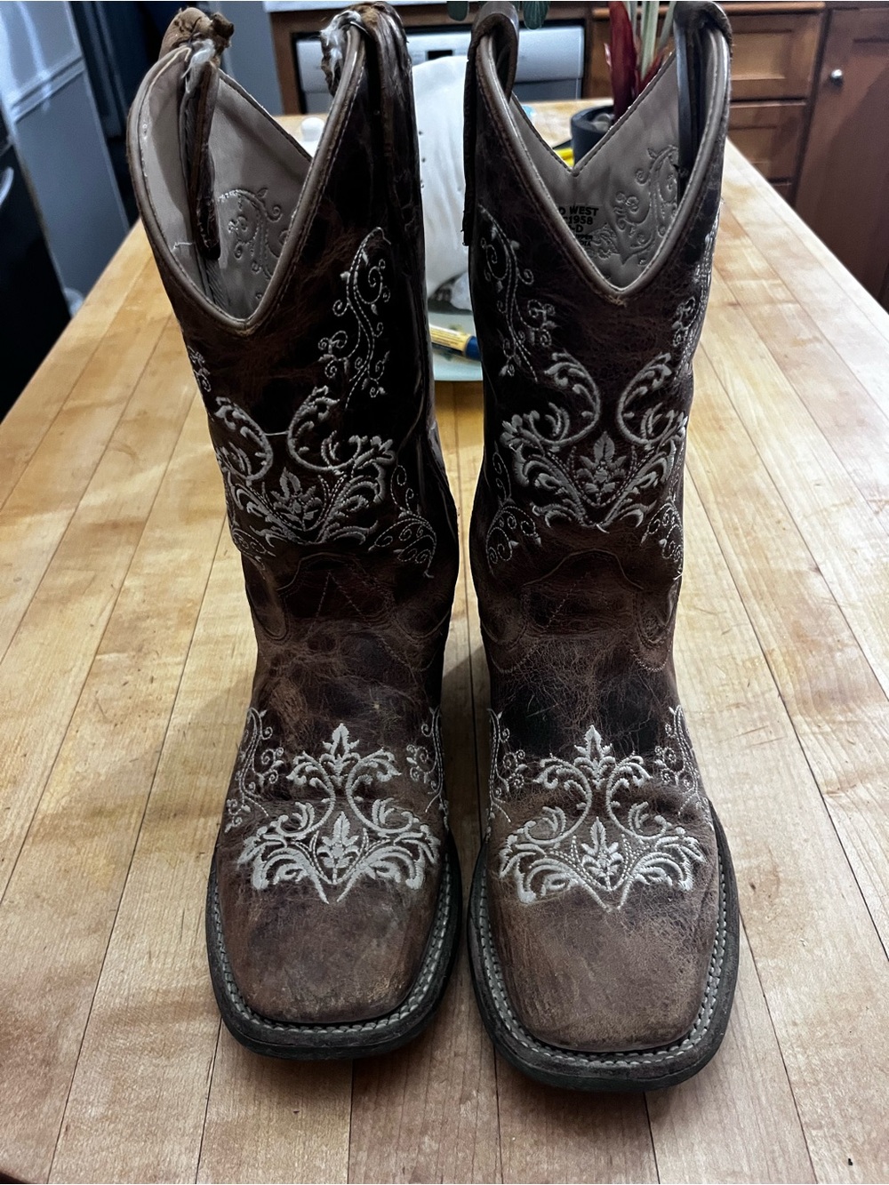 Old West Girls’ Embroidered Cowboy Boots - Sz 3 Vintage Look